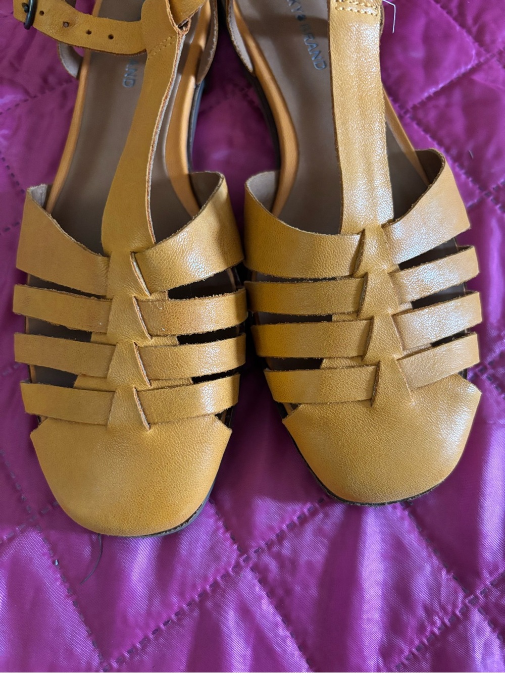 Lucky Brand Orange Leather Strappy T‑Bar Sandal - Picture 5 of 8